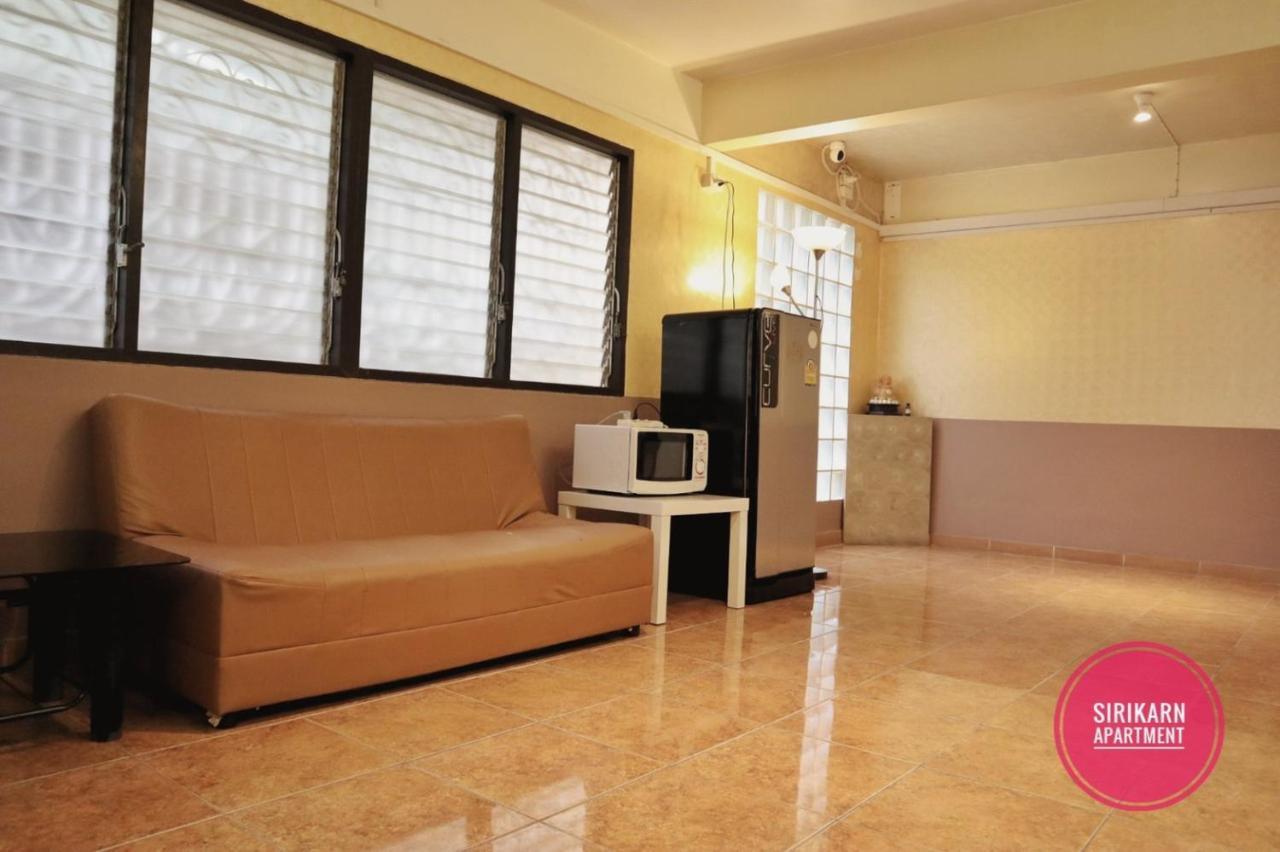 Sirikarn Apartment Bangkok Esterno foto